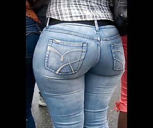 ИФОМ пожилые в обтягивающие джинсы большая задница прикладом мама phat трофеев
