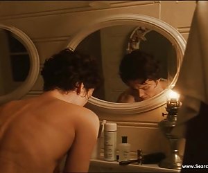 Сигурни Уивер в ню и сексуальные сцены - лучшее в hd