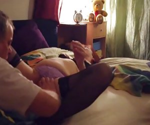 Auf dem bett daheim sie blst мир einen-4