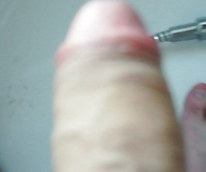 подергивания из окна с зрелой женщиной