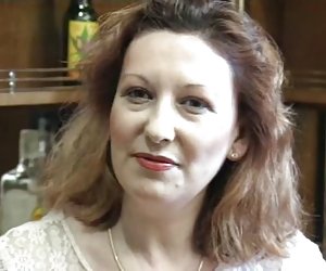 женщин созревает отчаявшиеся укусов p1