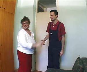 Дино Кара Фино - Сербский бабушка